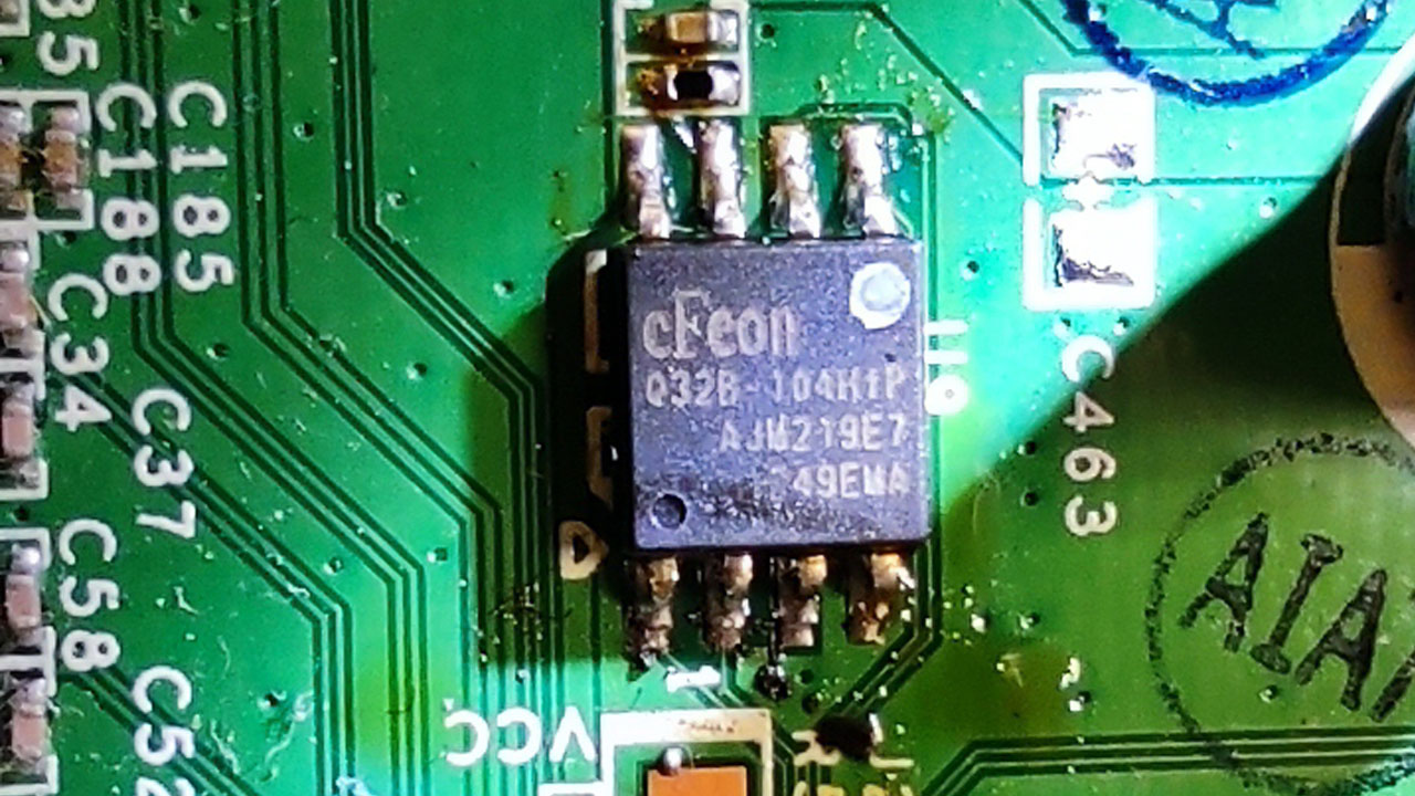 Микросхема cFeon Q32B-104